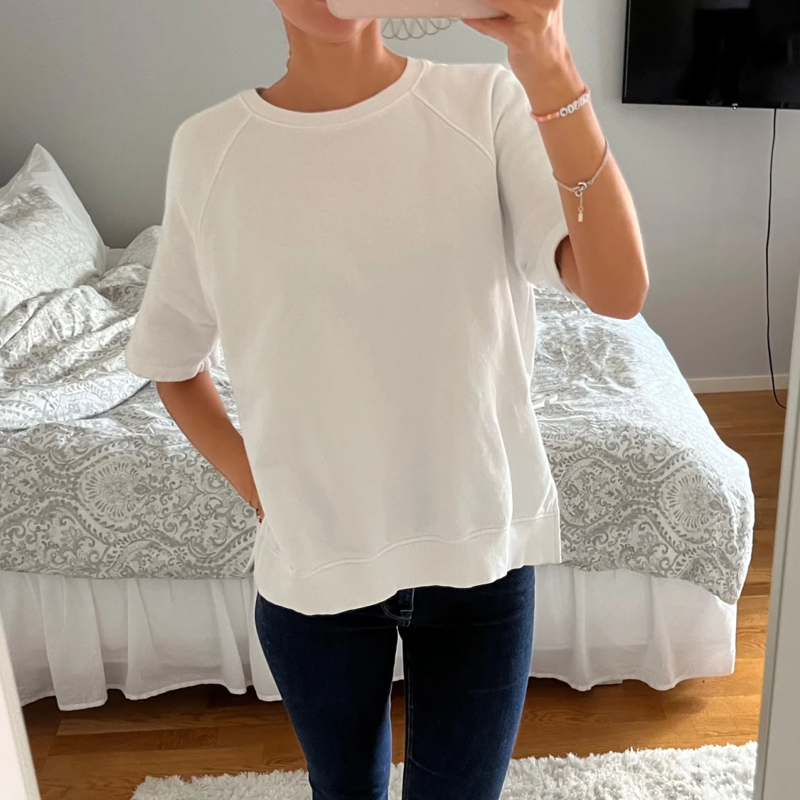 Vit kortärmad sweatshirt