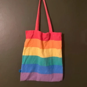 Pride tote bag - 👏
