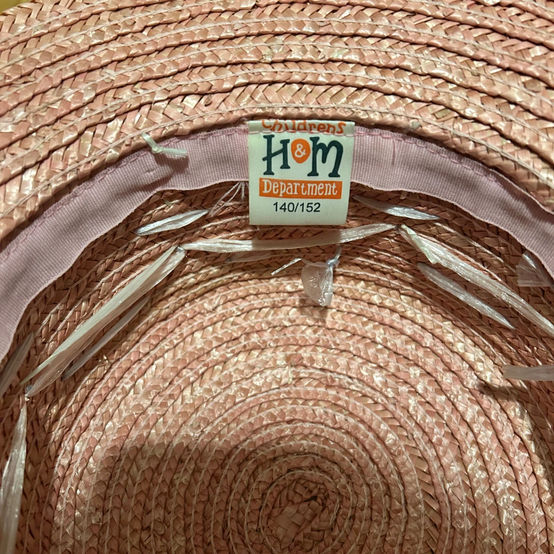 Rosa stråhatt från H&M med band - 2