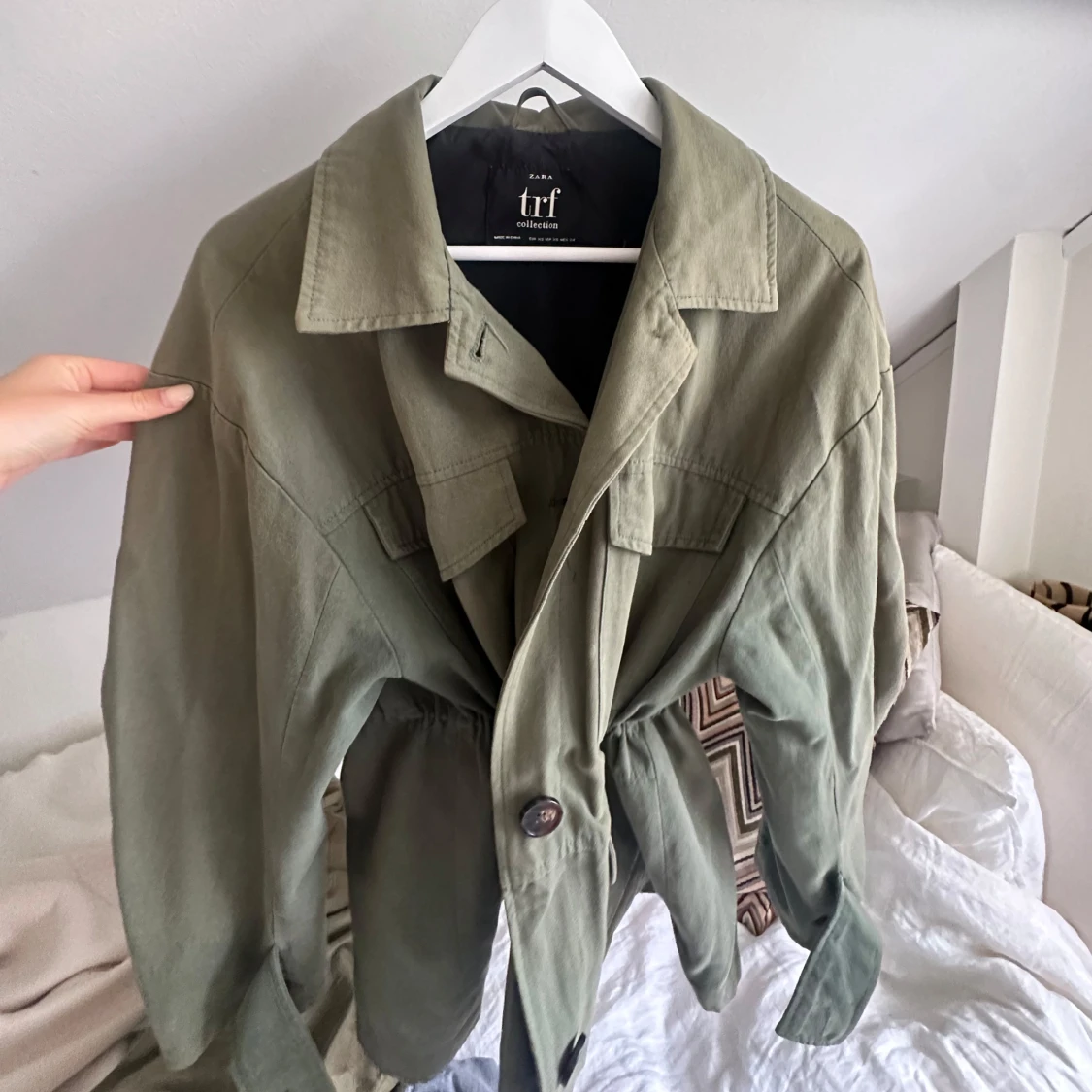 Miltärjacka från Zara - 4