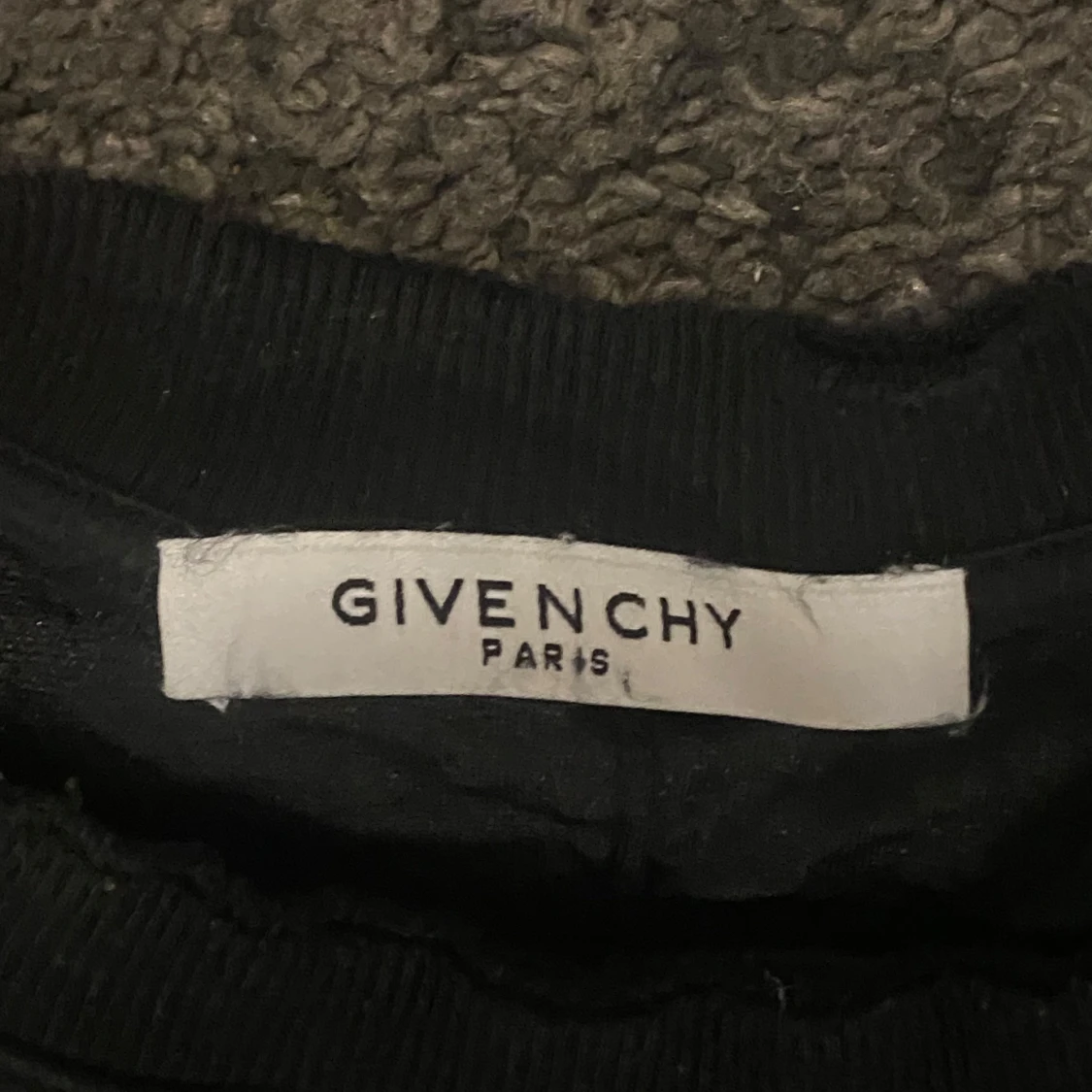 Svart Givenchy sweatshirt med tryck - 1