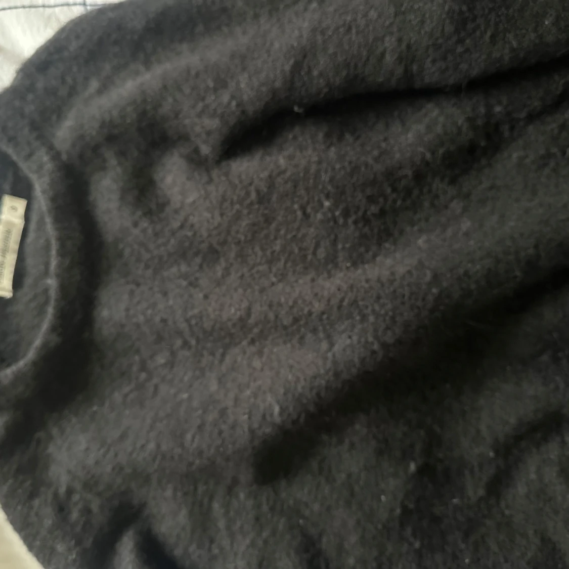 Svart stickad tröja - 3