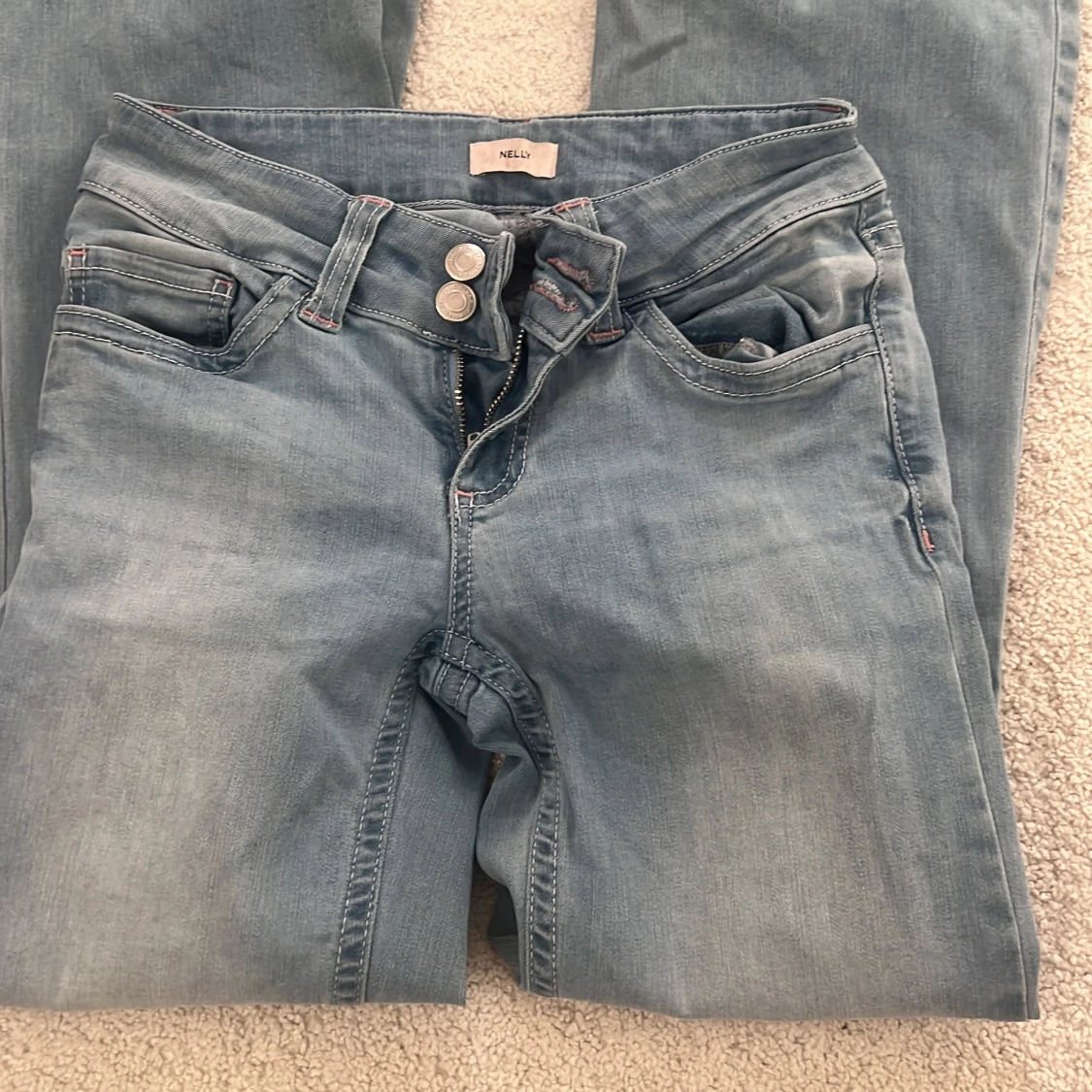 Bootcut jeans från Nelly ljusblå - 1