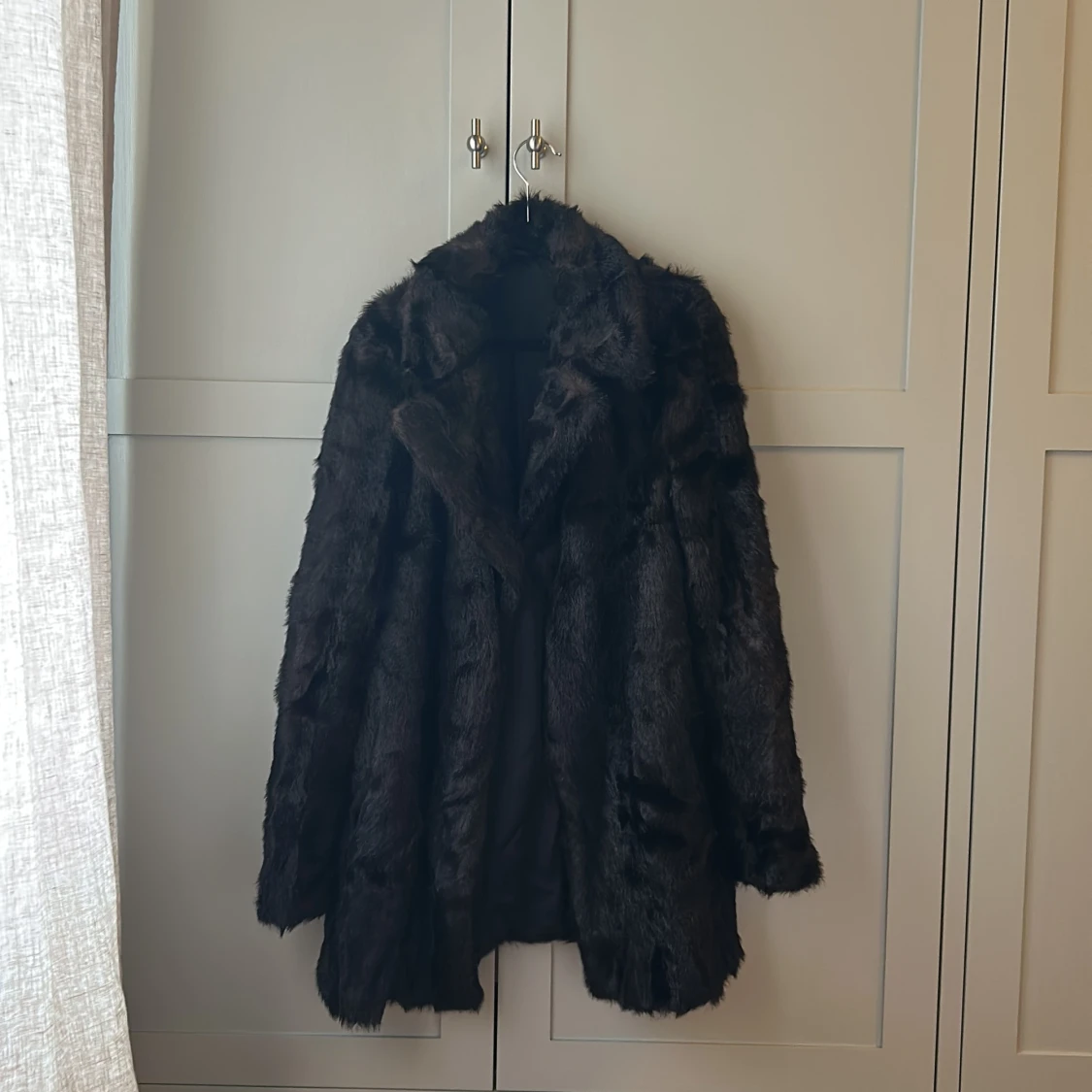 Mörkbrun Zara pälsjacka med krage