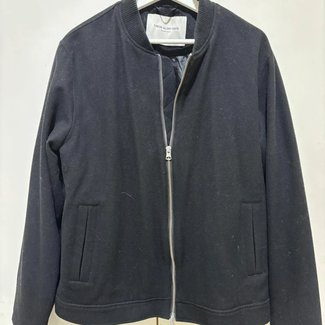 Svart vår/höstjacka från These Glory Days