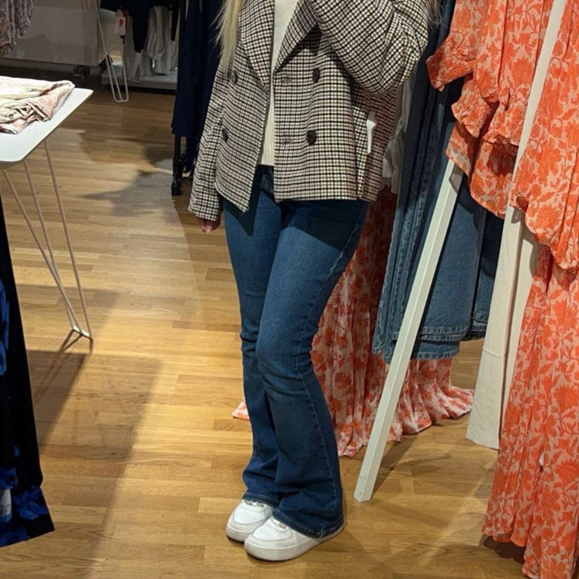 Blå bootcut jeans lågmidjade - 2