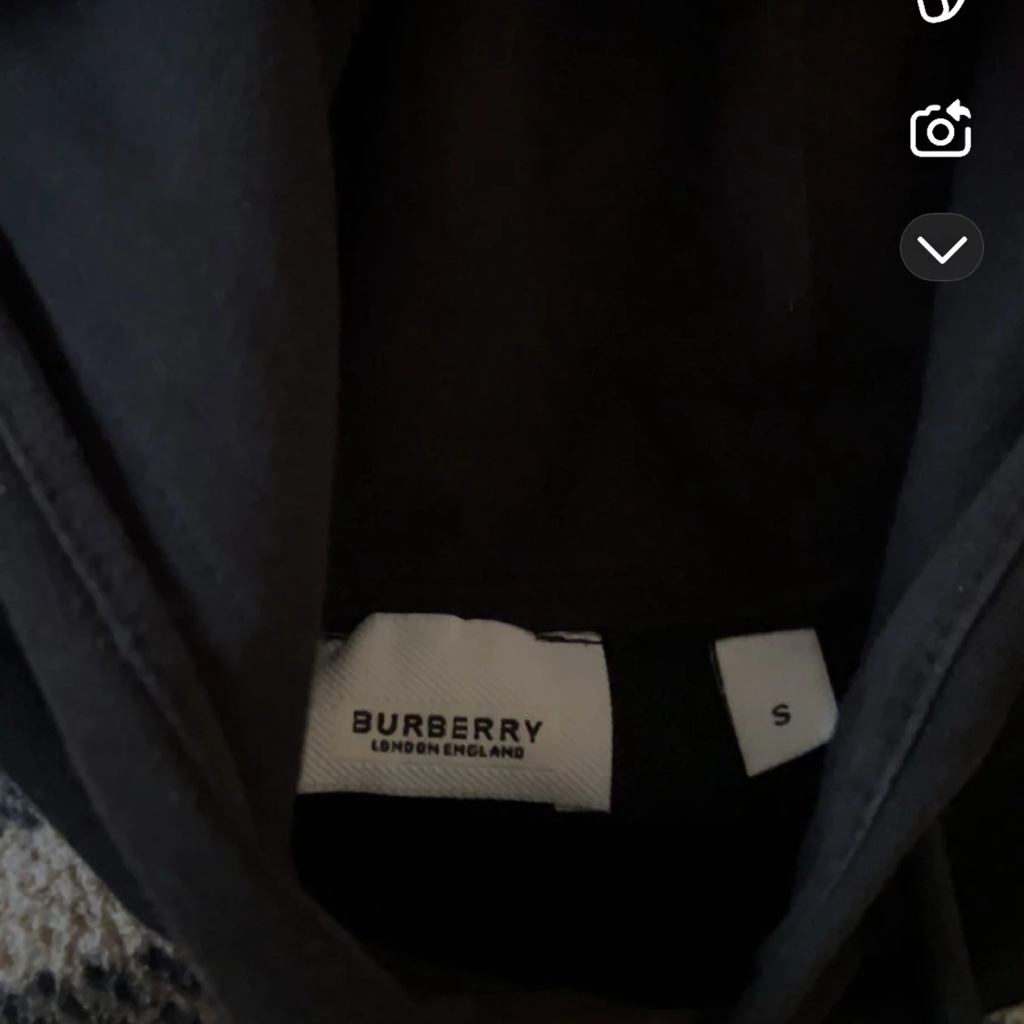 Burberry hoddie - 1