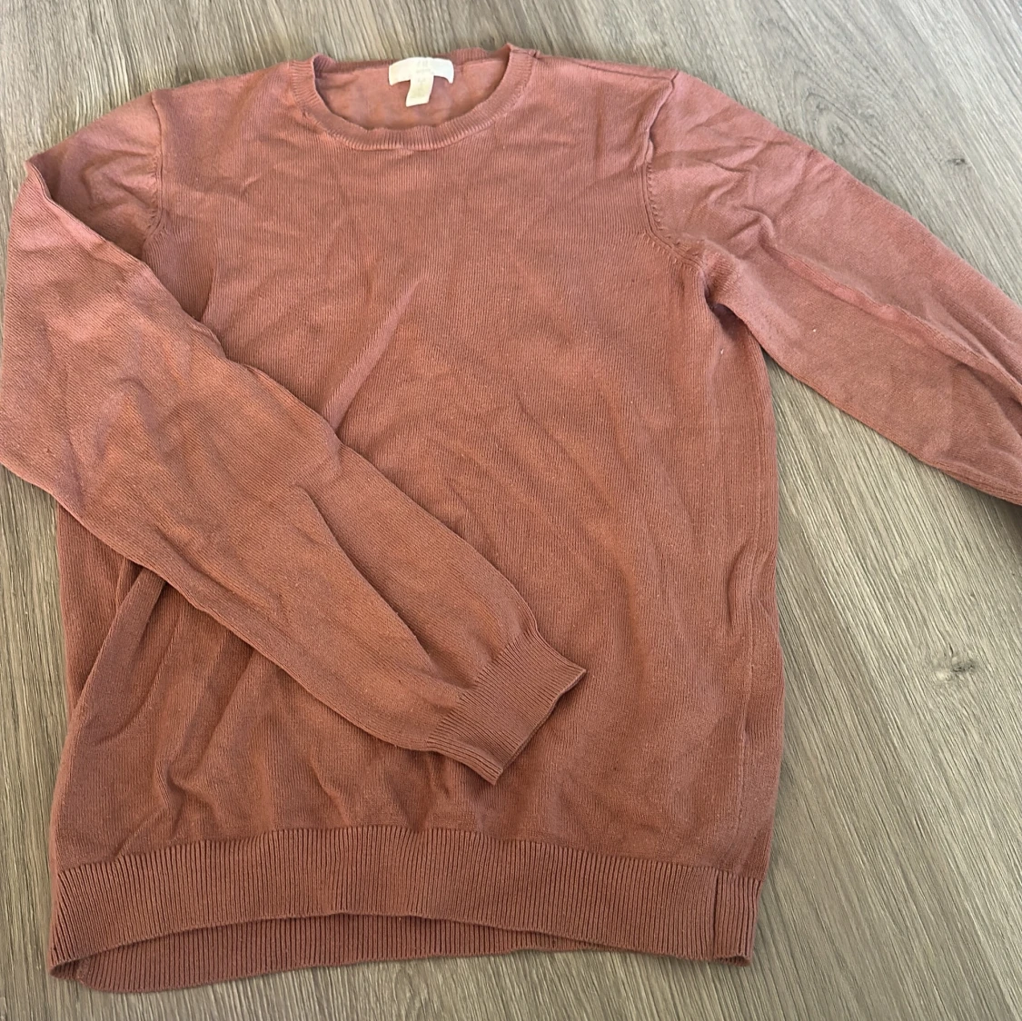 Rostbrun stickad tröja H&M