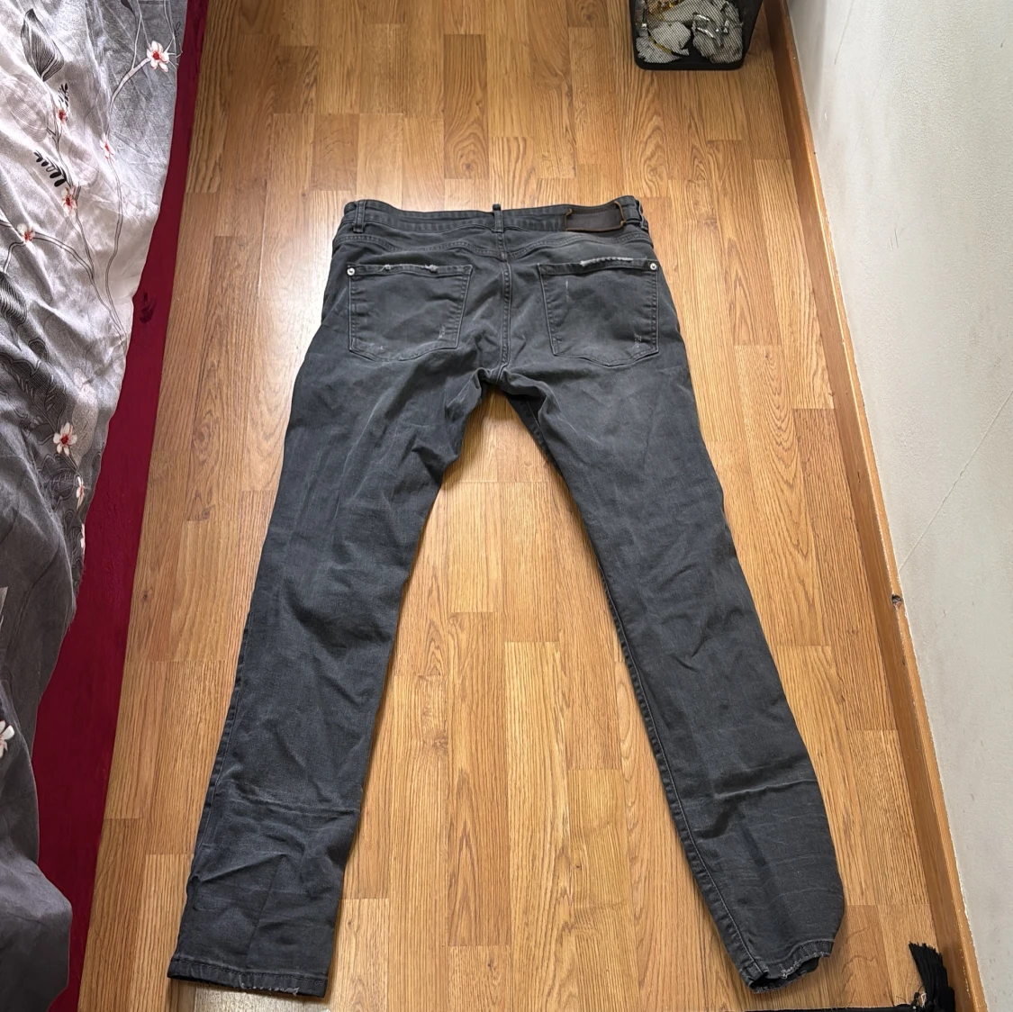Grå jeans från Dsquared2 - 1