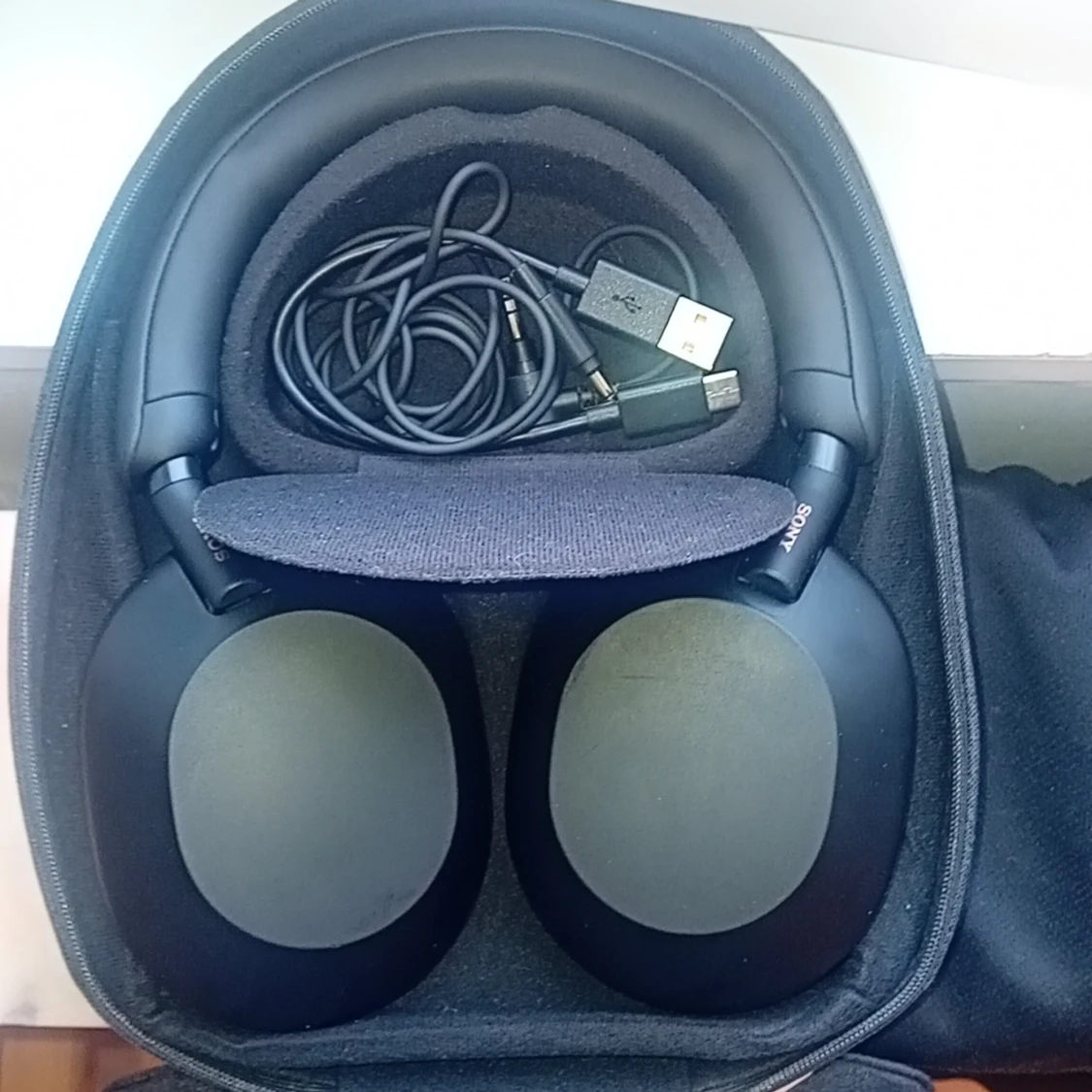 Svart hård datorväska från Sony - 3