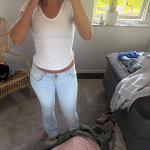 Blå jeans - Storlek m sitter som s Lågmidjade 