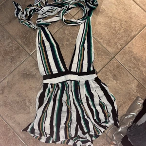 Jumpsuit  - Jumpsuit 