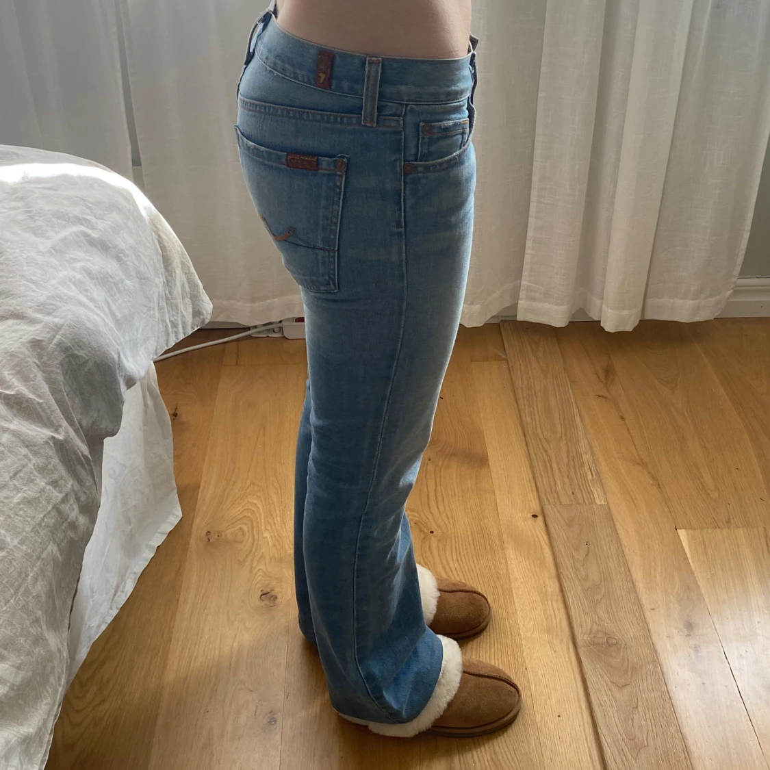 Ljusblå bootcut jeans - 4