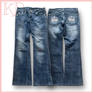 Bootcut Victoria Beckham Jeans - Storlek 28 | Skick 9/10 | Modellen på bilden är 170 | Skriv ifall ni har fler frågor🤞 