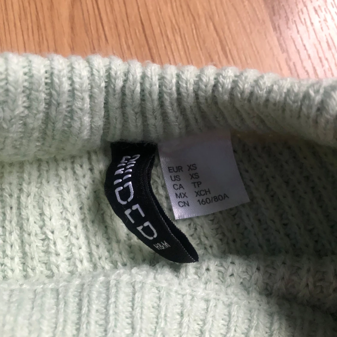 Ljusgrön stickad tröja från Divided - 3