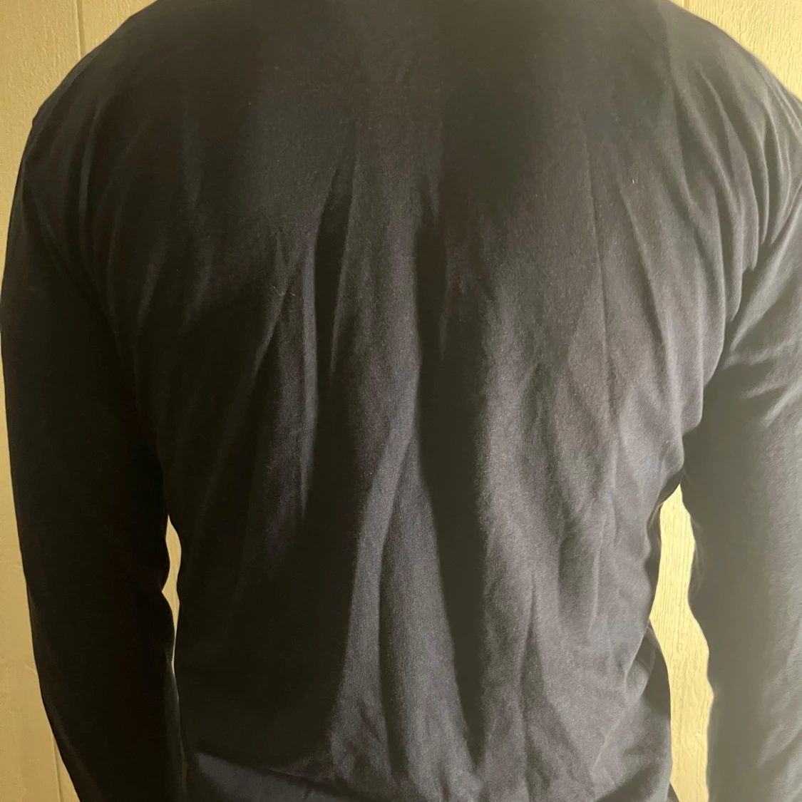 Svart långärmad tröja från Hugo Boss - 1