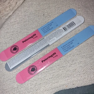 Nagelfilar 2ST KVAR - Oanvända och nya, säljes då vi har för många på salongen🥰 25kr/st eller båda för 40kr. Har två kvar