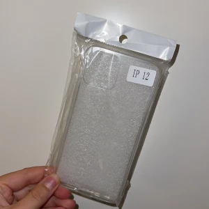 Mobilskal - Genomskinligt mobilskal, aldrig använd