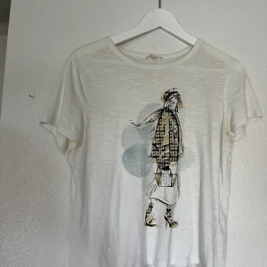 T-shirt - T-shirt med tryck 