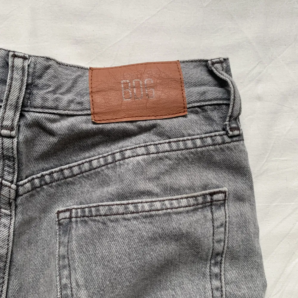 BDG Jeans from Urban Outfitters. Boyfriend fit. W24. . Jeans & Byxor.