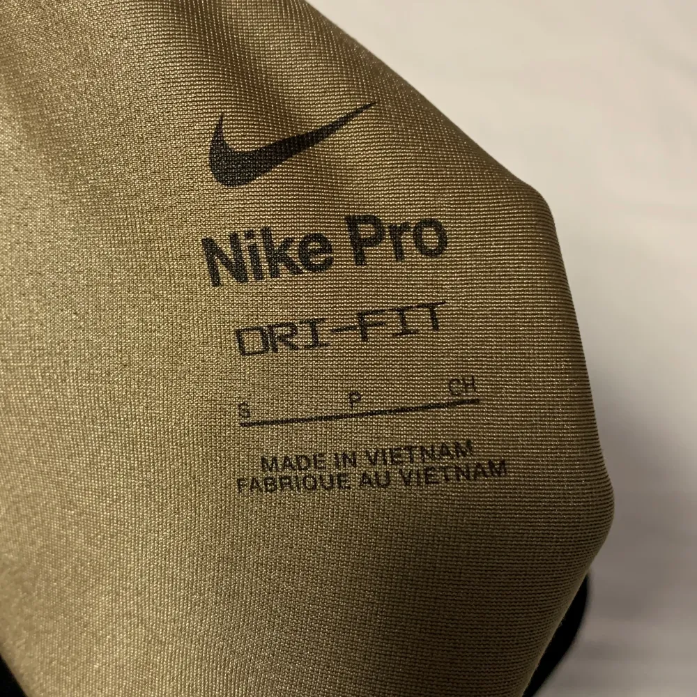 Millitär Nike boxers i storleken S Riktiga priset är : 400 . Shorts.