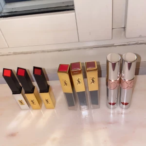Läppglans,läppstift  - Ysl läppglans,läppstift. Oanvända helt nya. 120 kr styck. 🎀