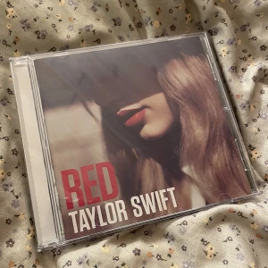 Taylor Swift red cd - Helt ny, inte taylors version. Nypris 59kr + frakt 