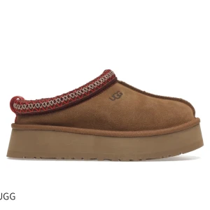 Ugg tasman - Säljer ett par helt nya oanvända Tasman ugg. Kommer i original förpackning 