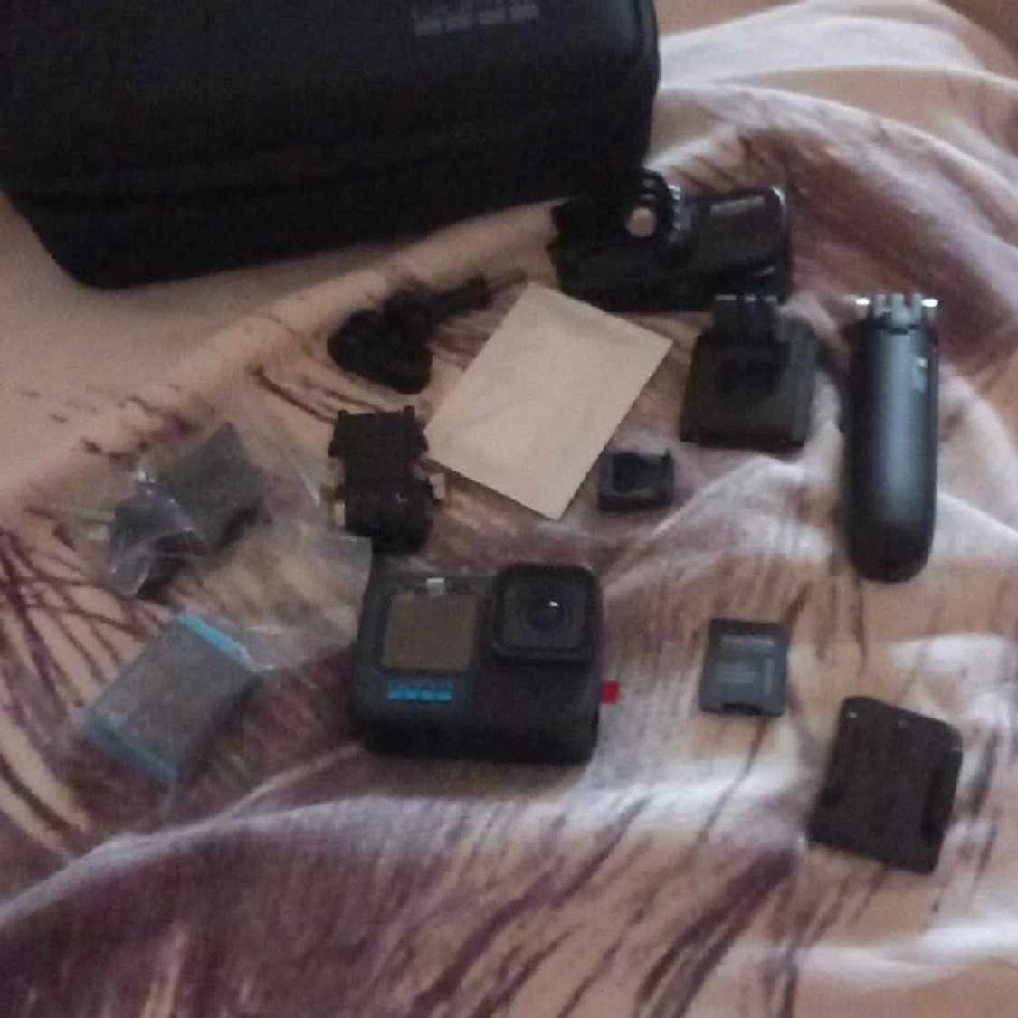 Gopro hero 10 black bundle  - 90