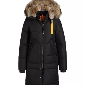 Parajumper Long Bear - Parajumper long bear. Köpt på Johnells, kvitto, tags och galge vid inköp finns kvar. Priset kan diskuteras vid snabb affär. Jackan är i storlek S och säljes då den har blivit för liten.