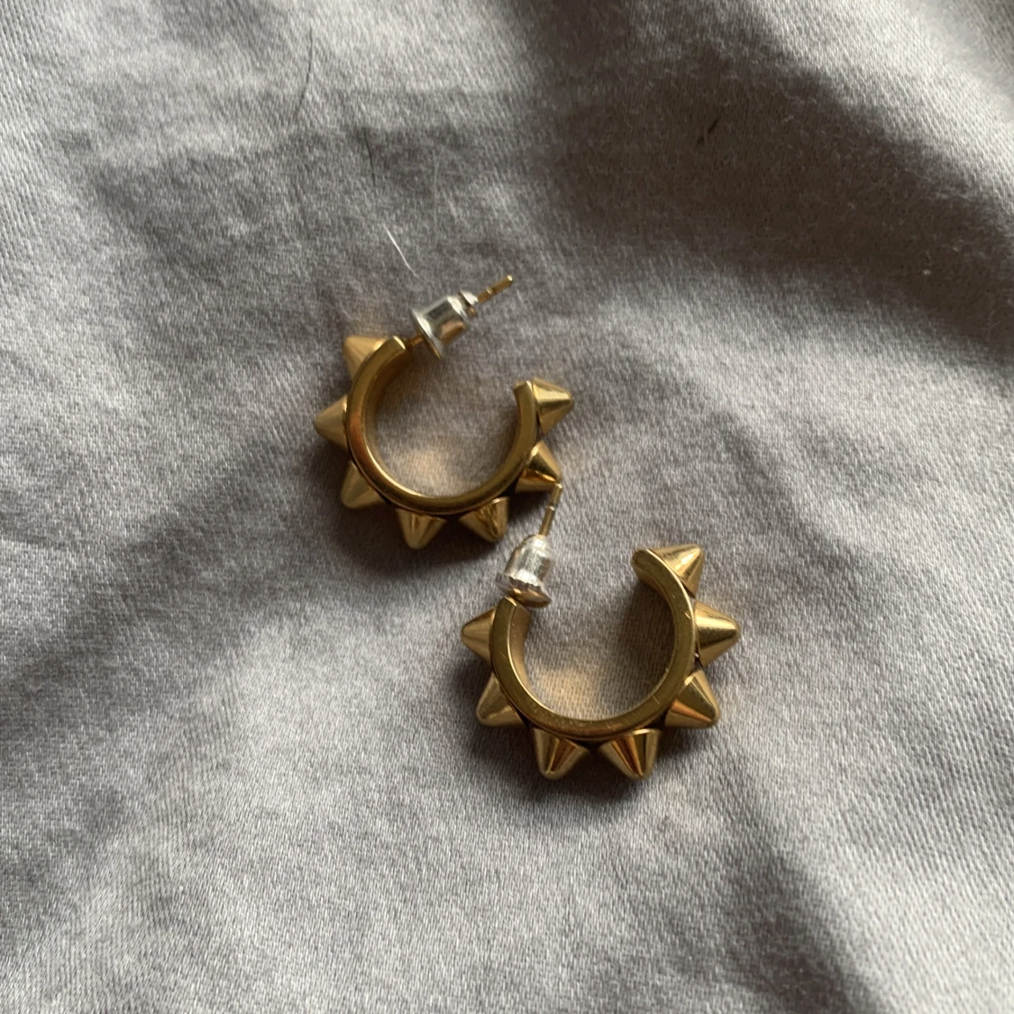 Edblad örhängen Guld