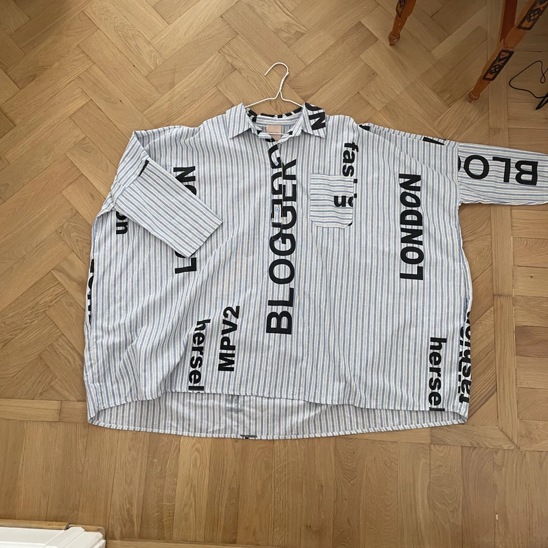 Free size designer skjorta, italiensk design  - 90