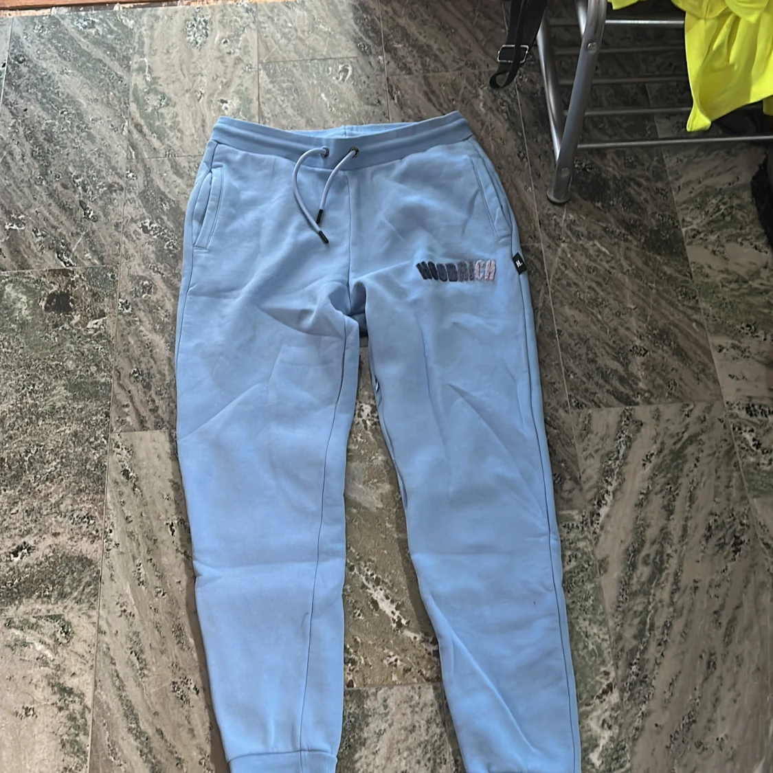 Hoodrich byxor använd två gånger