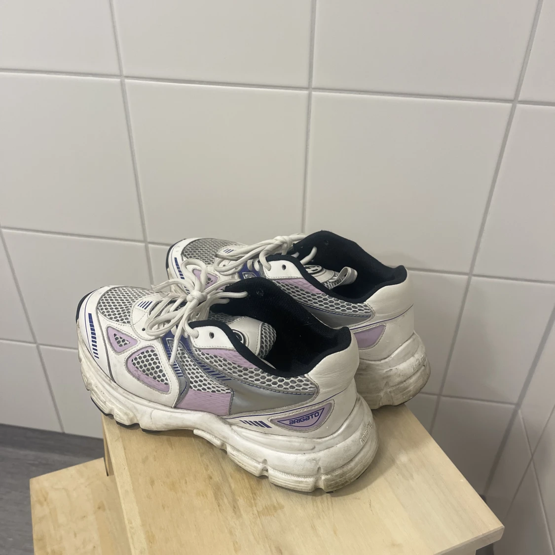 Marathon Runners- Axel Arigato - 91