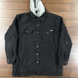 Dickies Jacka - Snygg vintage Dickies Jacka i storlek L! Bara att skriva om du undrar över något🙏