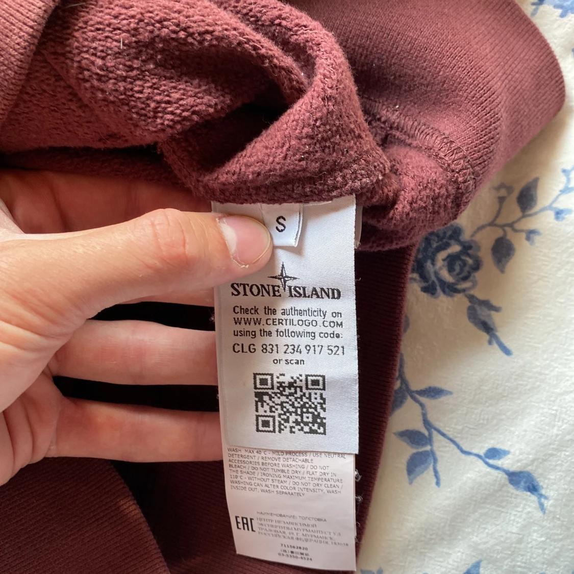 Stone island hoodie - 91