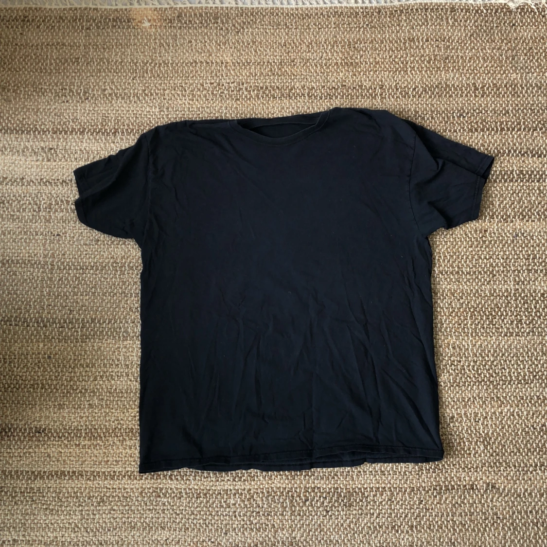 Thrifted T-shirt - 90