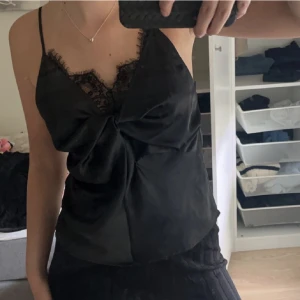 Fest topp - Jätte fin topp i storlek S