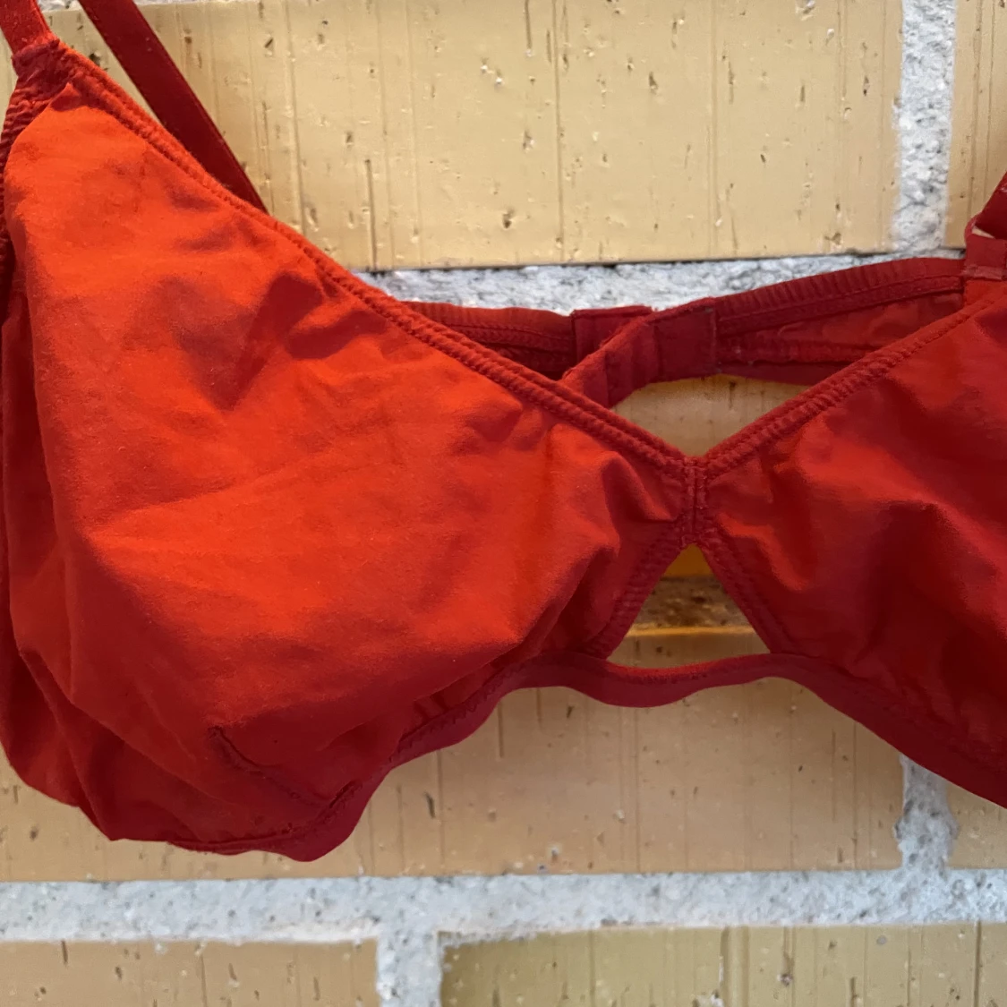 Röd bh, Weekday  - 90