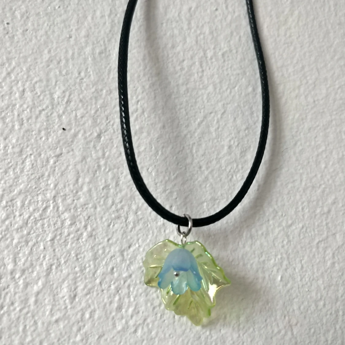 Justerbart blomhalsband đŒ