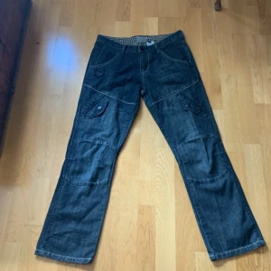 Jeans - Tunga jeans 👌🏽👍🏽👌🏽👍🏽