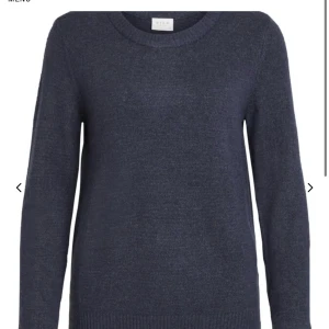 Stickad tröja - Jätte fin stickad tröja från vila ❤️ den är i storlek L men passar mig som vanligt har xs s