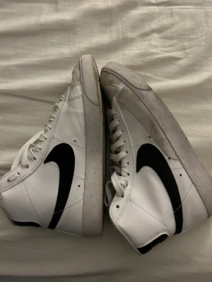 Nike skor - Små i storleken 