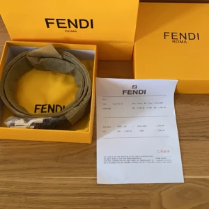 Fendi bälte - Säljer mitt Fendi bälte den är ny och box,kvitto,påse och annat ingår