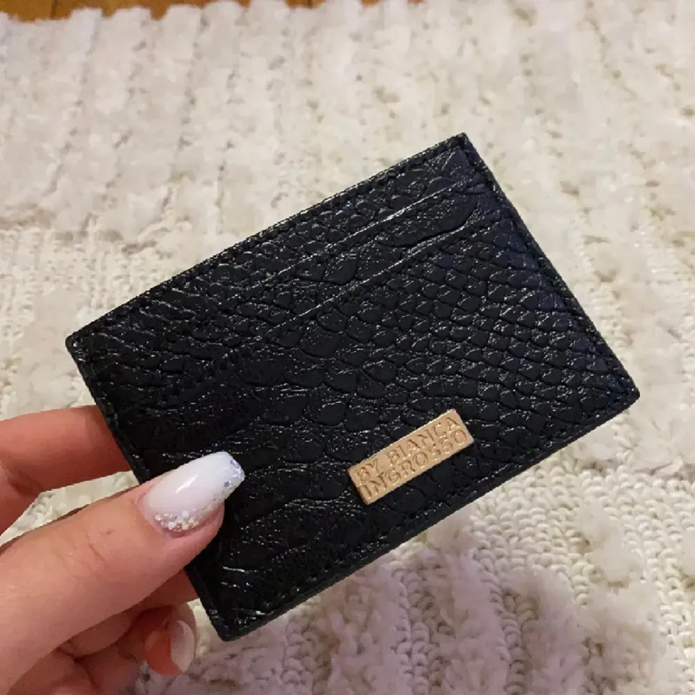 Plånbok By Bianca Ingrosso, säljs inte mer. Accessoarer.