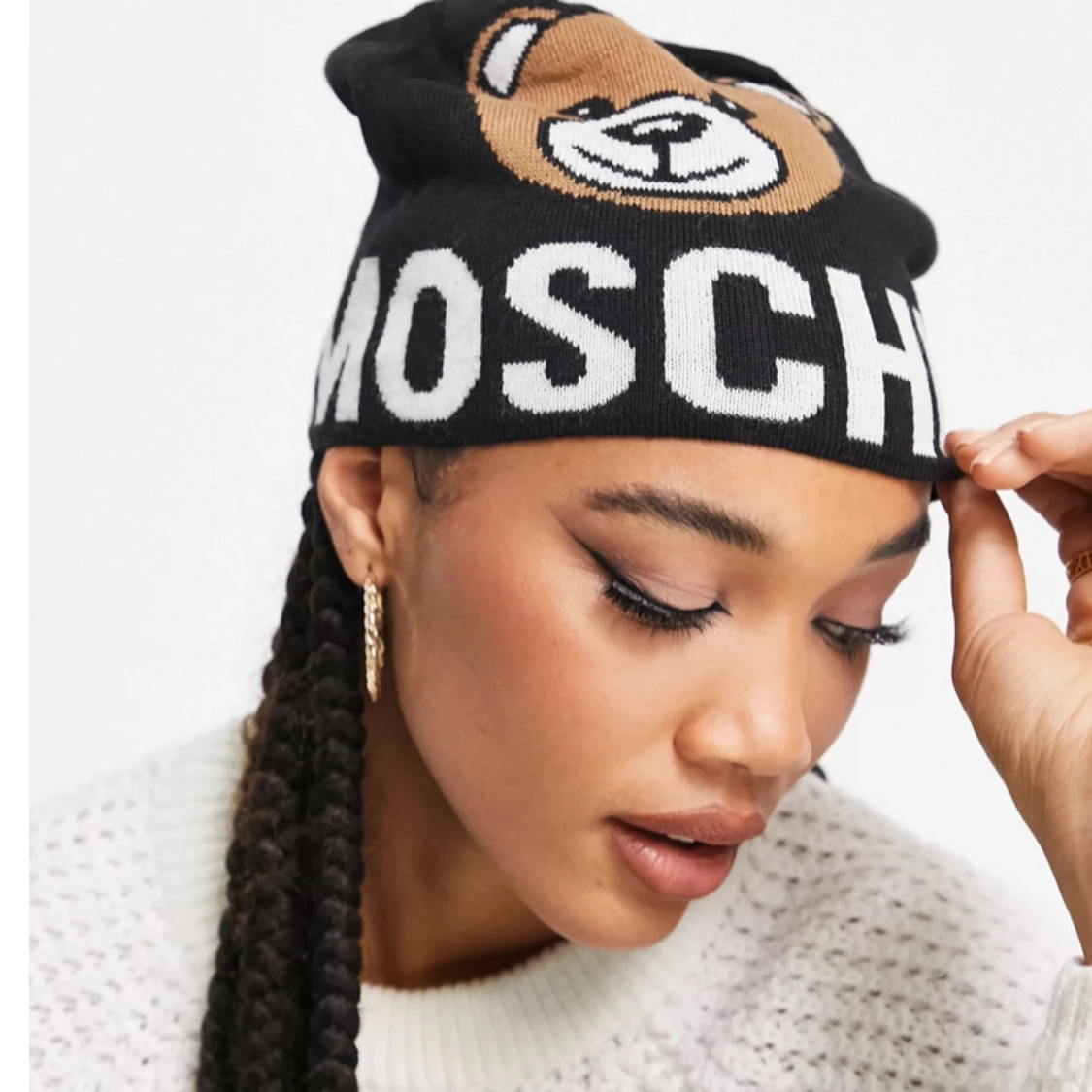 Moschino mössa  - 90
