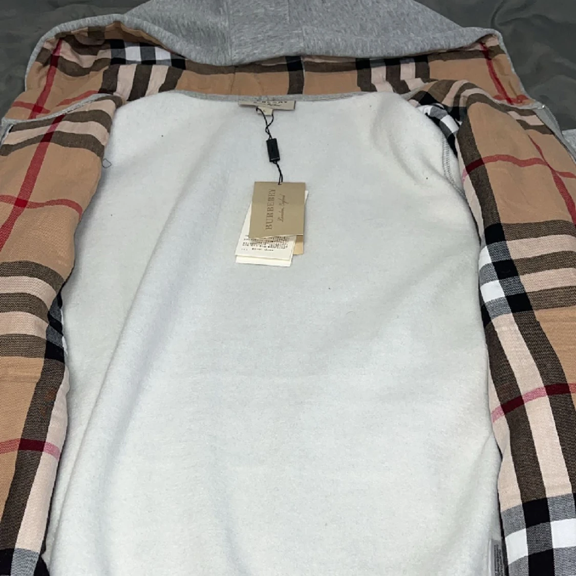 Burberry kofta - 90