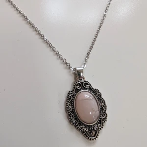Antik stil halsband  - Väldigt Fint rose kvarts antik stil