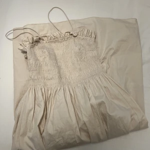 H&M beige dress - Summer midi/maxi dress from H&M! Beige, size medium, super cute for summer, hardly ever worn 