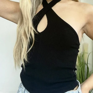 halterneck linne - Halterneck linne från stradivarius😇(lånade bilder)